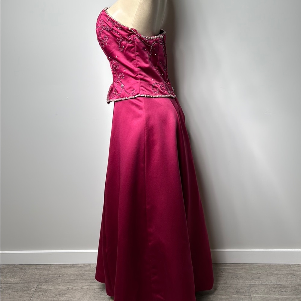 Elegant Pink Strapless Dress - Picture 6 of 11